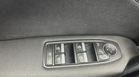 Renault Captur 1.0 TCe 90ch Techno — photo 30