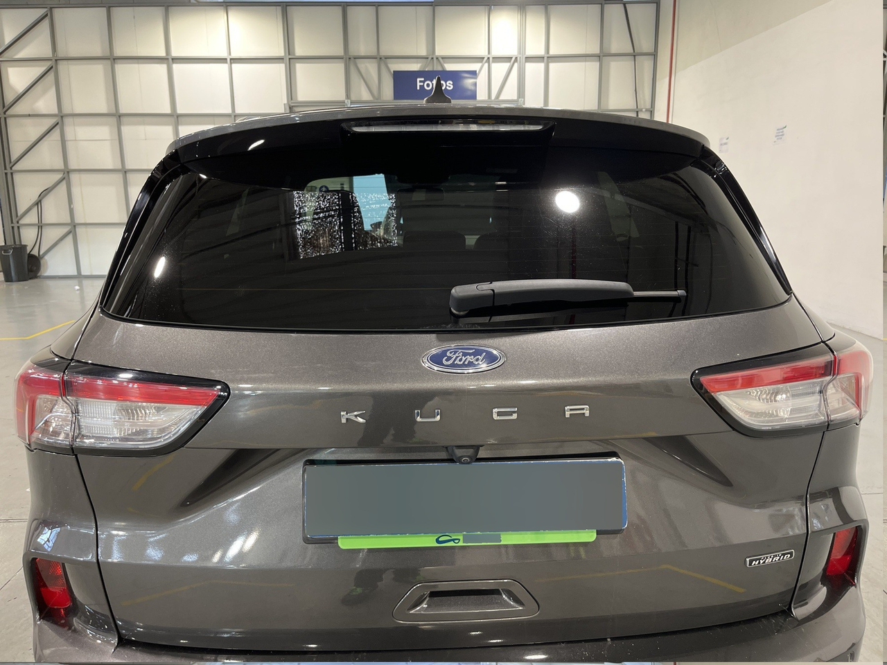 Ford Kuga — photo 37