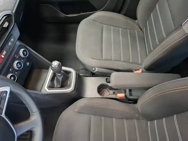 Dacia Sandero eco-g 100 — photo 27