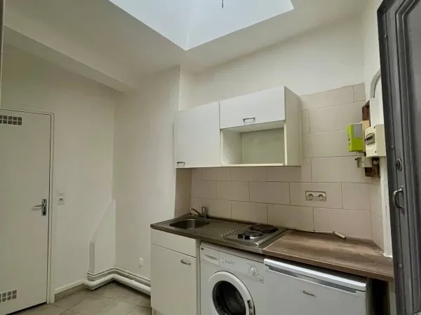 Studio 1 pièce 10 m²