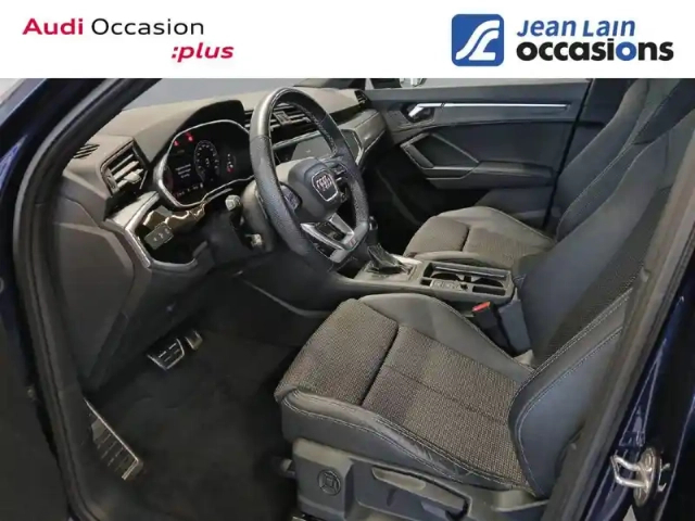 Audi Q3 sportback 35 tfsi 150 ch s tronic 7 — photo 11