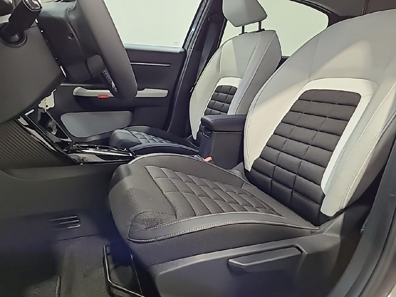 Citroën C3 Aircross hybride 145 ch aut max — photo 10