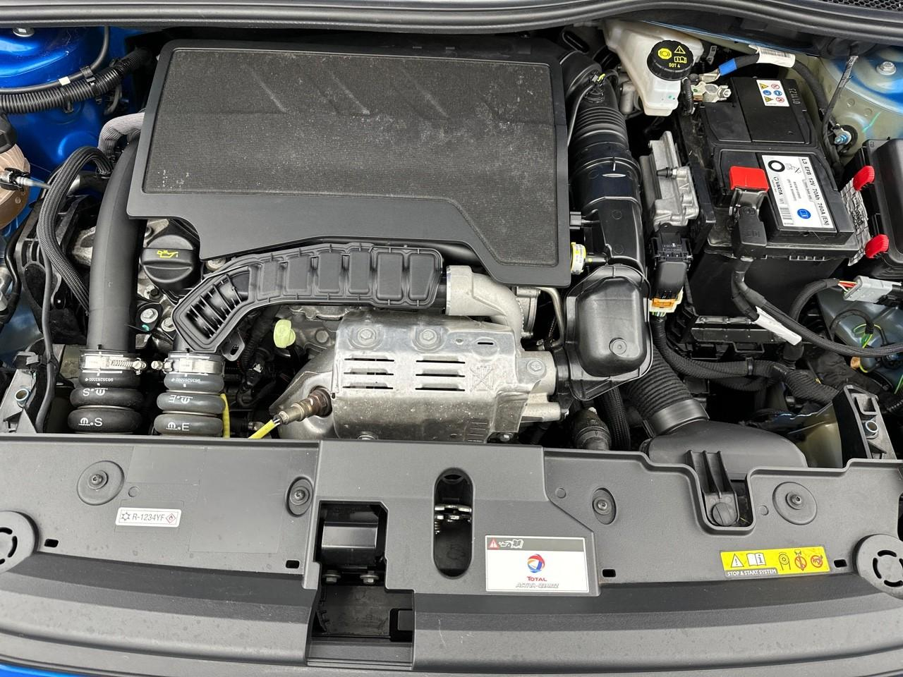 Peugeot 208 puretech 100 s&s bvm6 active — photo 13