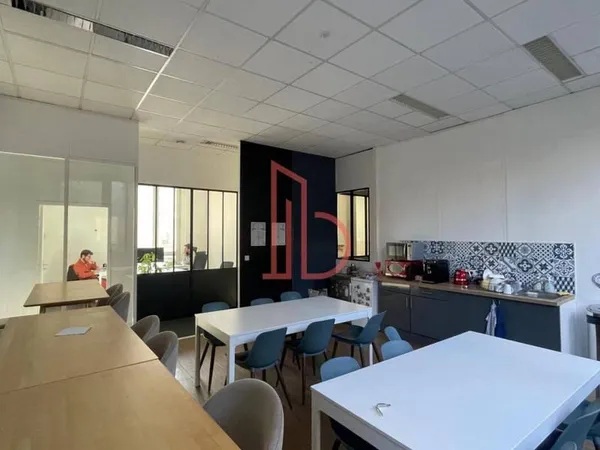 Bureaux 511 m²
