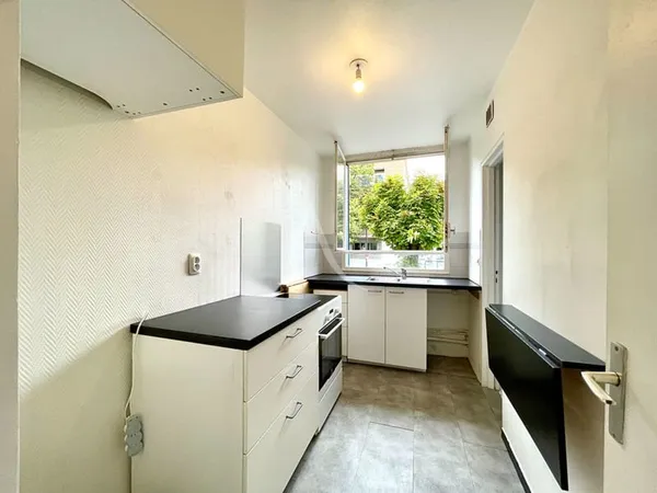 Appartement Maisons Alfort 2 pièces 49.78 m² avec cave et pkg