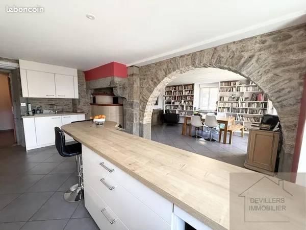 Maison 6 pièces 166 m²
