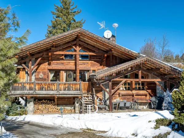MEGEVE - MONT-D'ARBOIS - CHALET AVEC PISCINE