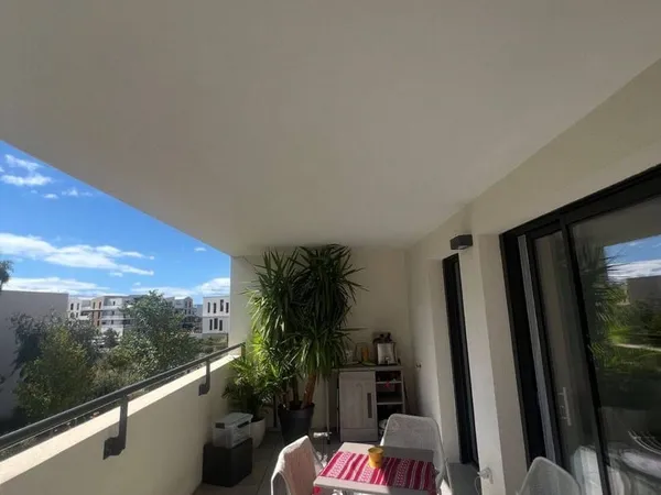 Appartement 4 pièces 77 m²