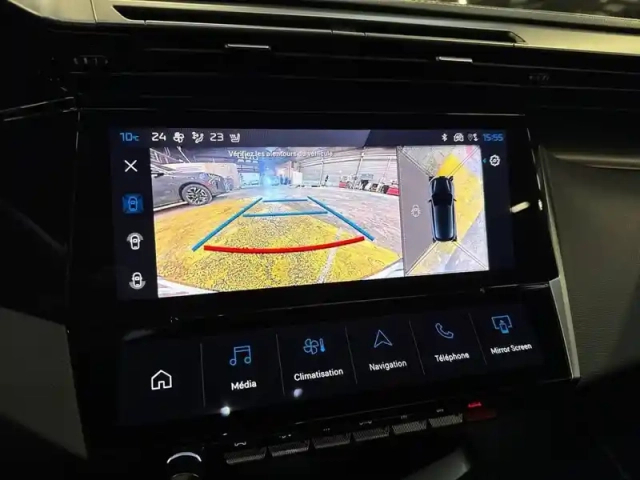 Peugeot 308 electrique 54 kwh 156ch — photo 27