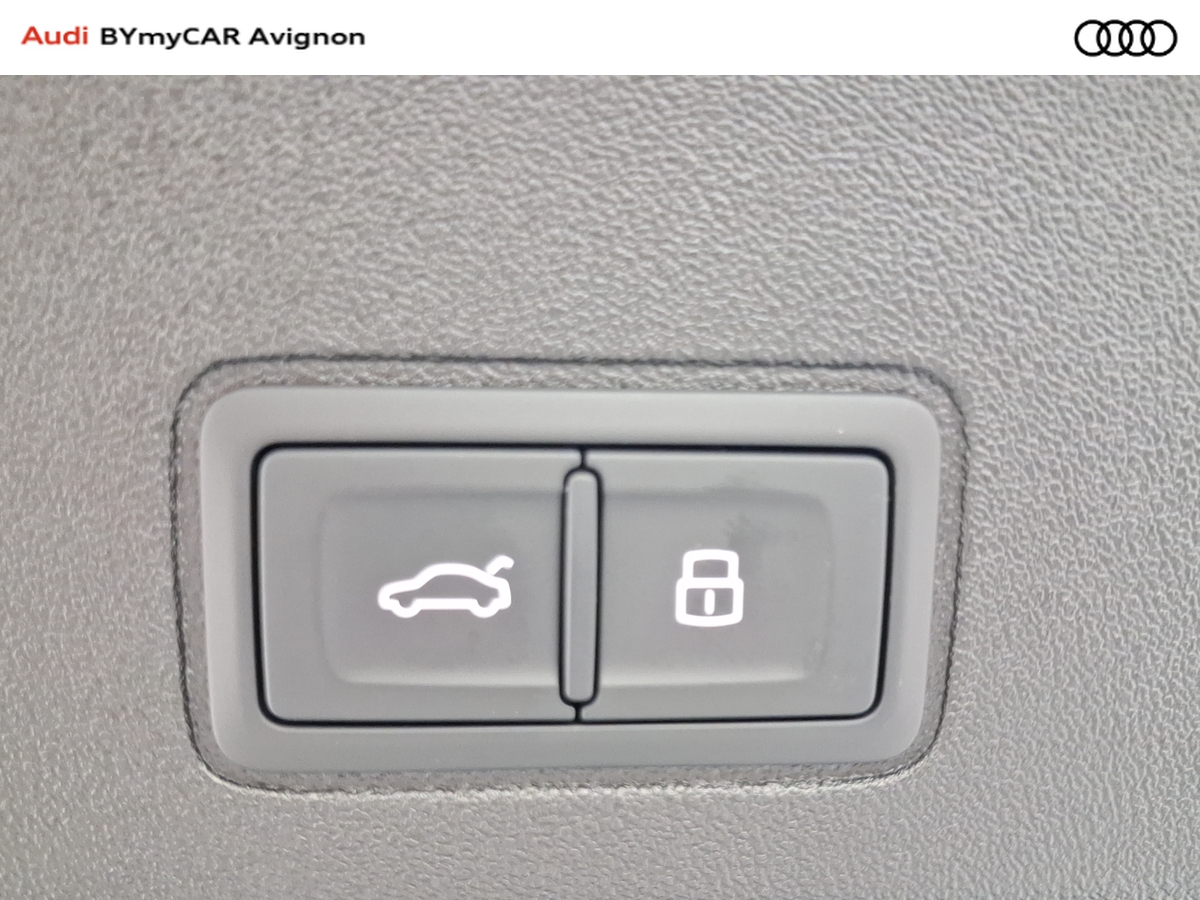 Audi Q3 Sportback e-hybrid 272 ch S tronic 6 — photo 37