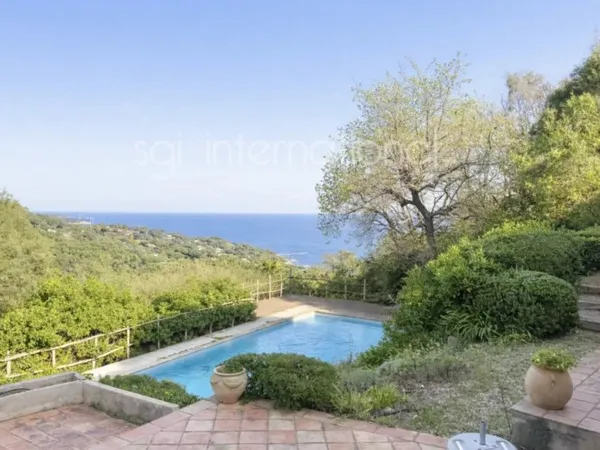 REF 2351 - RAMATUELLE - ESCALET - TRÈS BELLE VUE MER