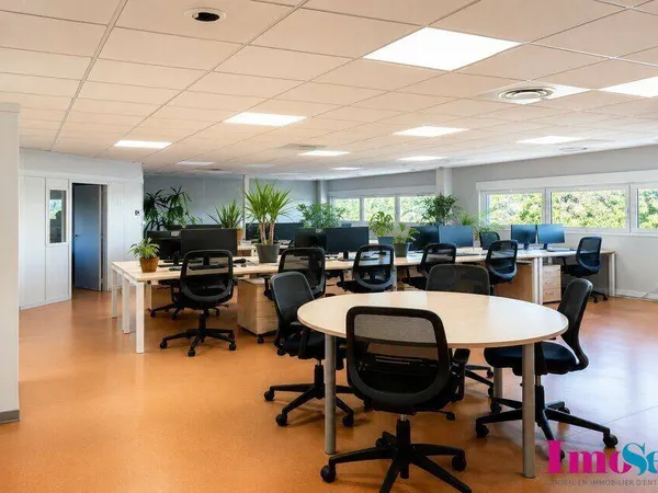 Bureau 94 m²