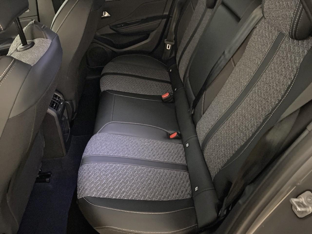 Peugeot 308 sw bluehdi 130ch s&s eat8 allure — photo 10