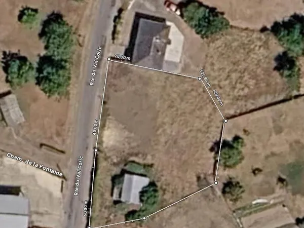 Terrain guer 980 m2