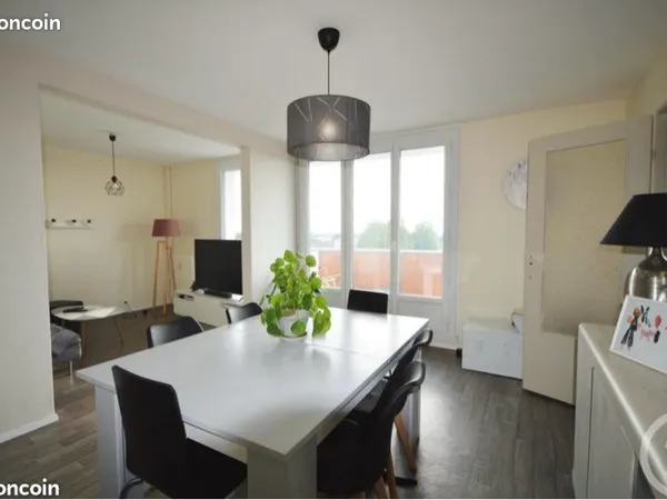 Appartement T3-T4 71m2 lumineux