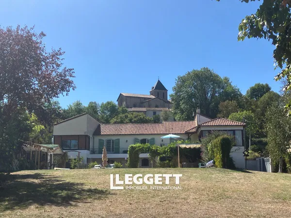 Maison 18 pièce(s), AVAILLES-LIMOUZINE