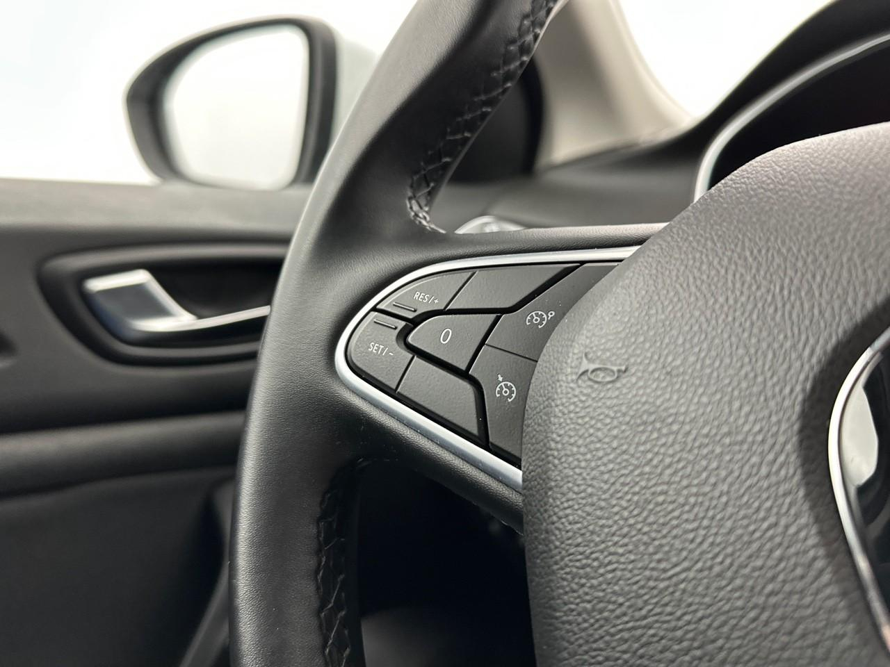 Renault Megane megane iv berline blue dci 115 evolution — photo 19