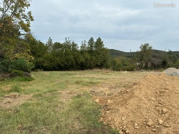 Terrain constructible 866 m2