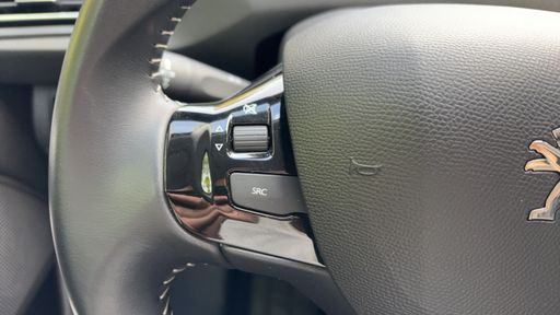 Peugeot 308 1.2 PureTech 130 - Allure – 2020 – 6964 km – Essence – Boîte Manuelle — photo 4