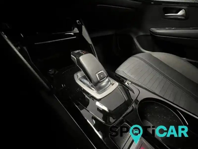 Peugeot 208 1.2 puretech 100ch s&amp;s allure pack eat8 — photo 10