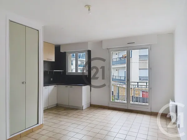 Studio 1 pièce 23 m²