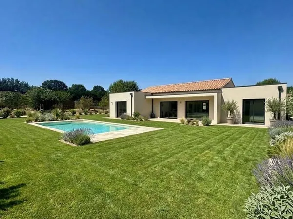 Terrain 1054 m²