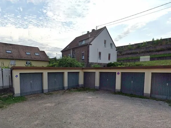 Parking/Garage