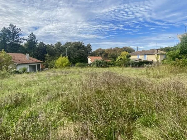 Terrain 980 m²
