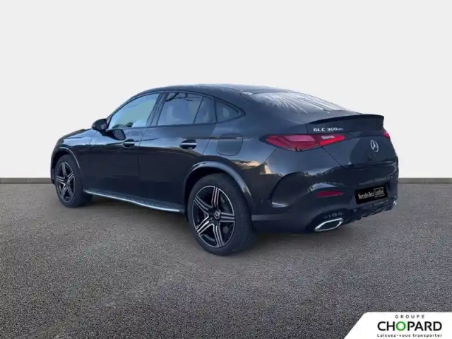 Mercedes Glc coupe 300 d e hybrid eq 9g-tronic 4matic — photo 7