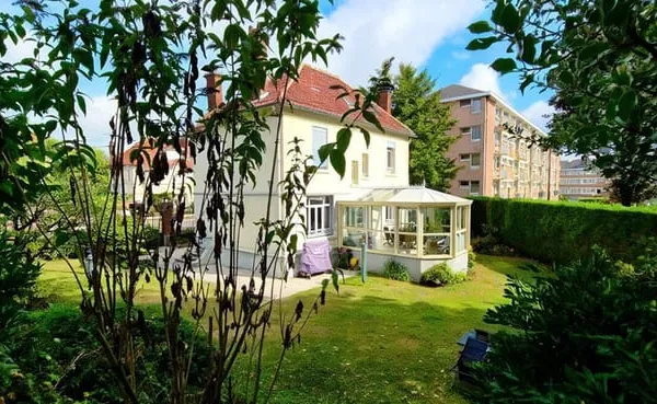 Maison 7 pièces 200 m²