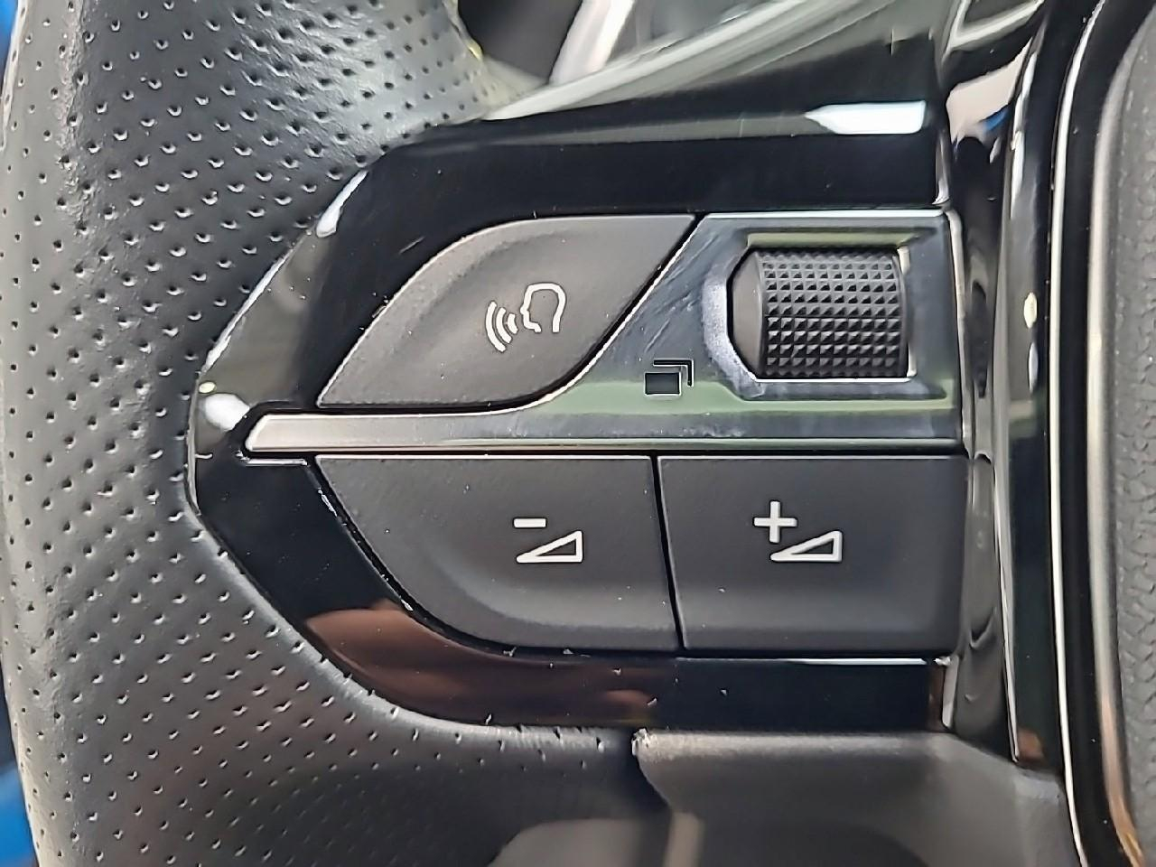 Peugeot 2008 puretech 130 s&s eat8 gt — photo 26