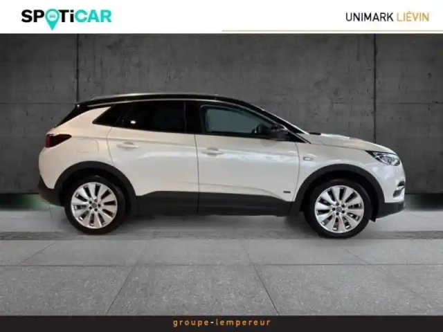 Opel Grandland X hybrid4 300ch ultimate — photo 7