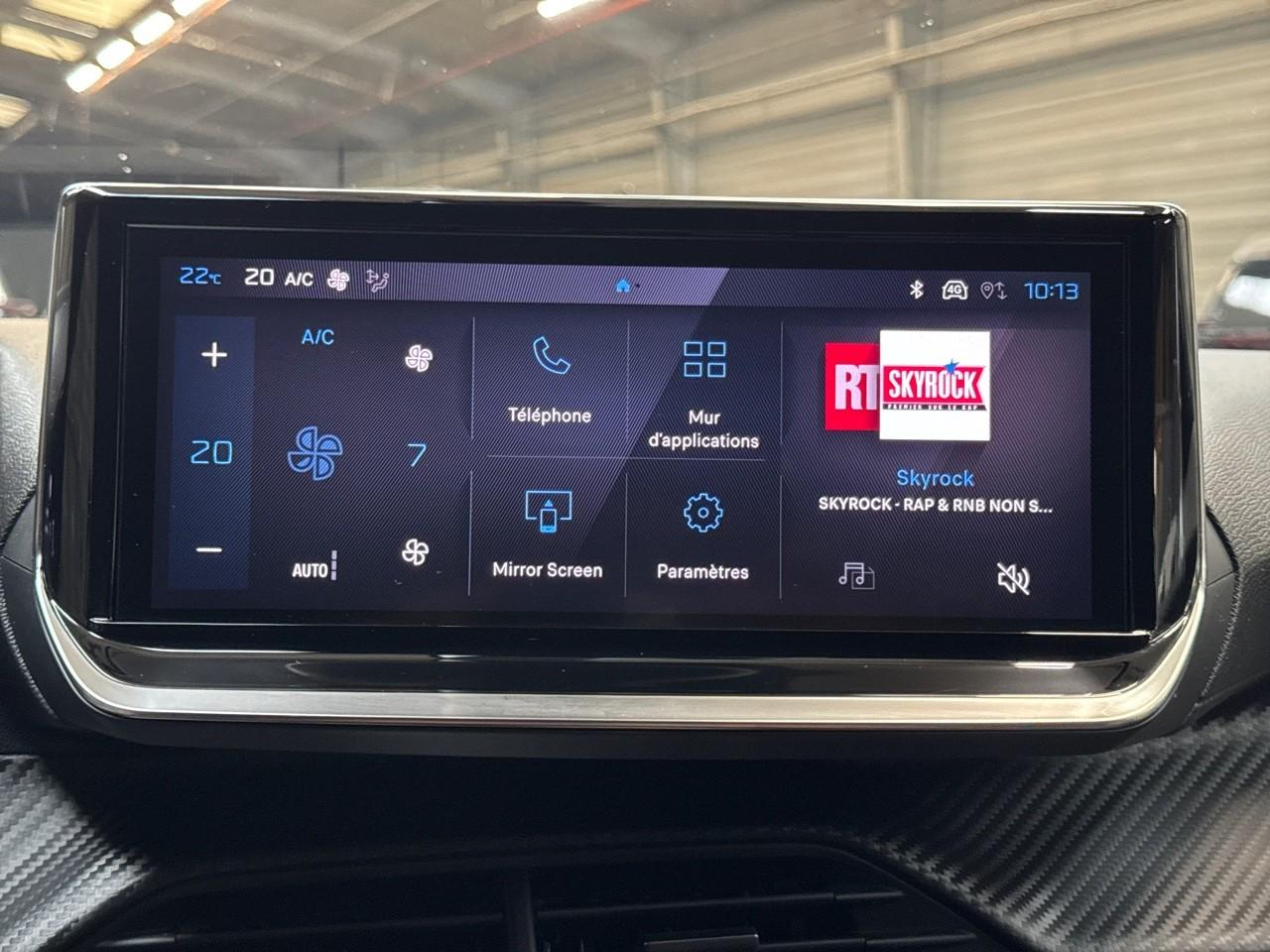 Peugeot 2008 1.2 puretech 130ch s&s allure eat8 — photo 17