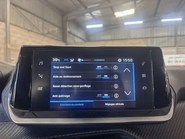 Peugeot 208 puretech 100 s&amp;s bvm6 — photo 15