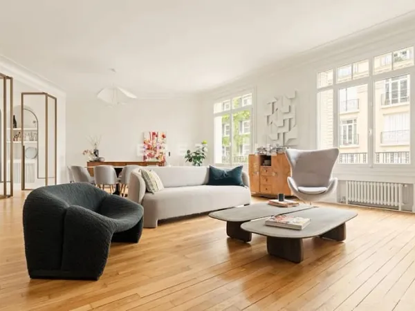 Appartement 5 pièces 164 m²