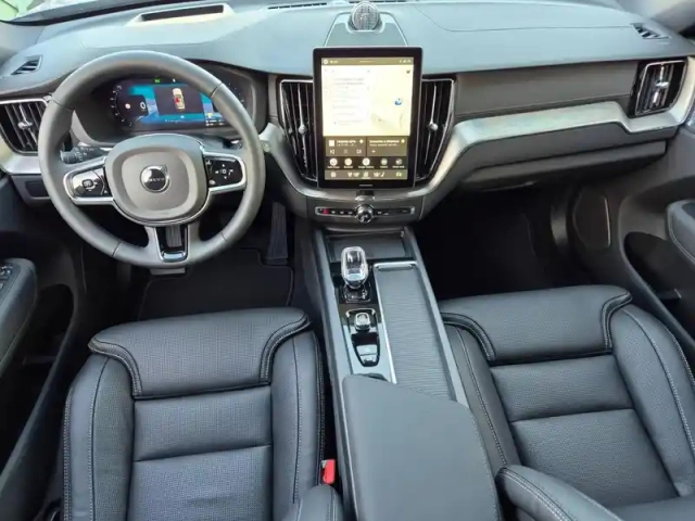 Volvo Xc60 t6 hybride rechargeable 335ch black edition geartronic 8 awd — photo 6