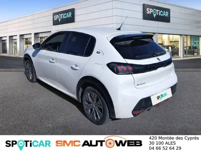 Peugeot 208 electrique 50 kwh 136ch — photo 92