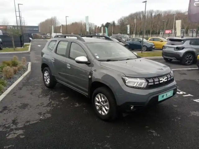 Dacia Duster 1.0 eco-g 100ch  journey 4x2 — photo 3