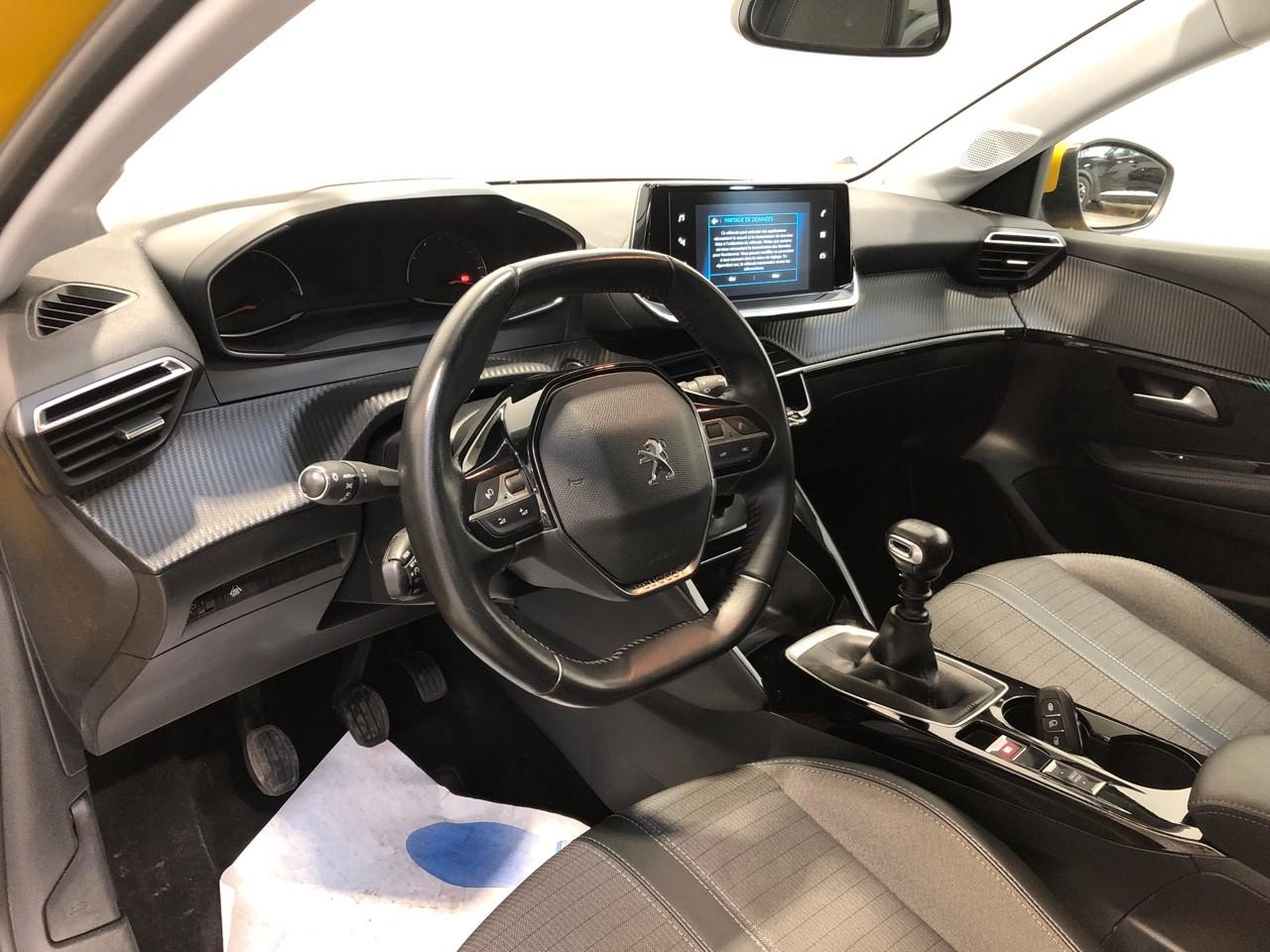 Peugeot 208 puretech 100 s&s bvm6 allure — photo 9