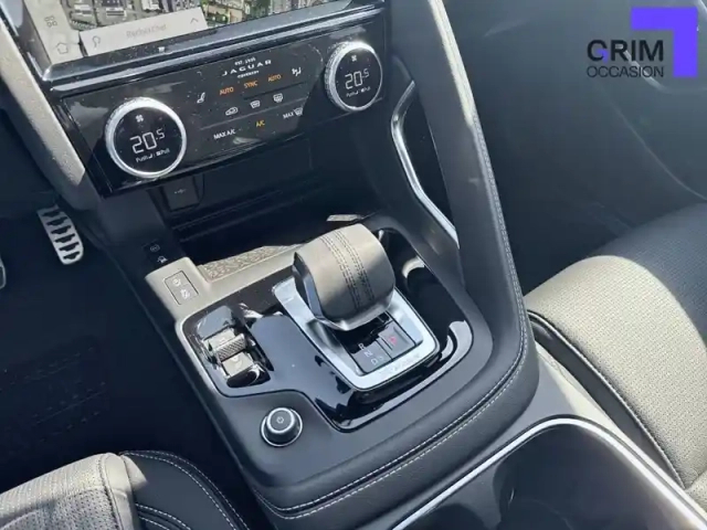 Jaguar E-Pace p270e ch phev awd bva — photo 10