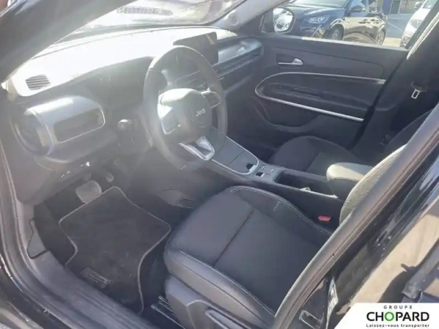 Jeep Avenger 1.2 turbo t3 100 ch e-hybrid bvr6 — photo 10