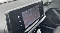 Peugeot 2008 1.2 PureTech 130ch S&S GT — photo 13