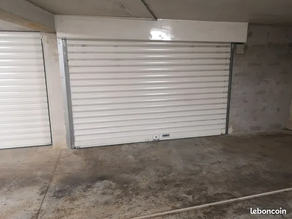 Garage à louer