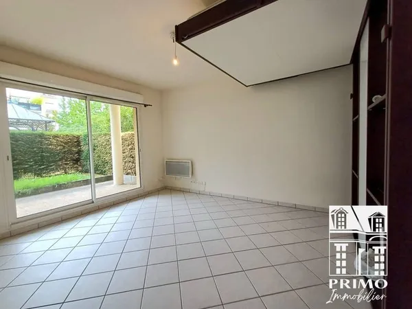 Studio 1 pièce 29 m²