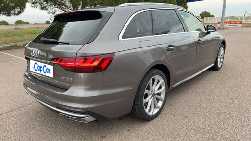 Audi A4 Avant 40 2.0 TDi Mild hybrid S Tronic7 204 Quattro - Avus – 2021 – 140273 km – Hybride diesel – Boîte Automatique — photo 3