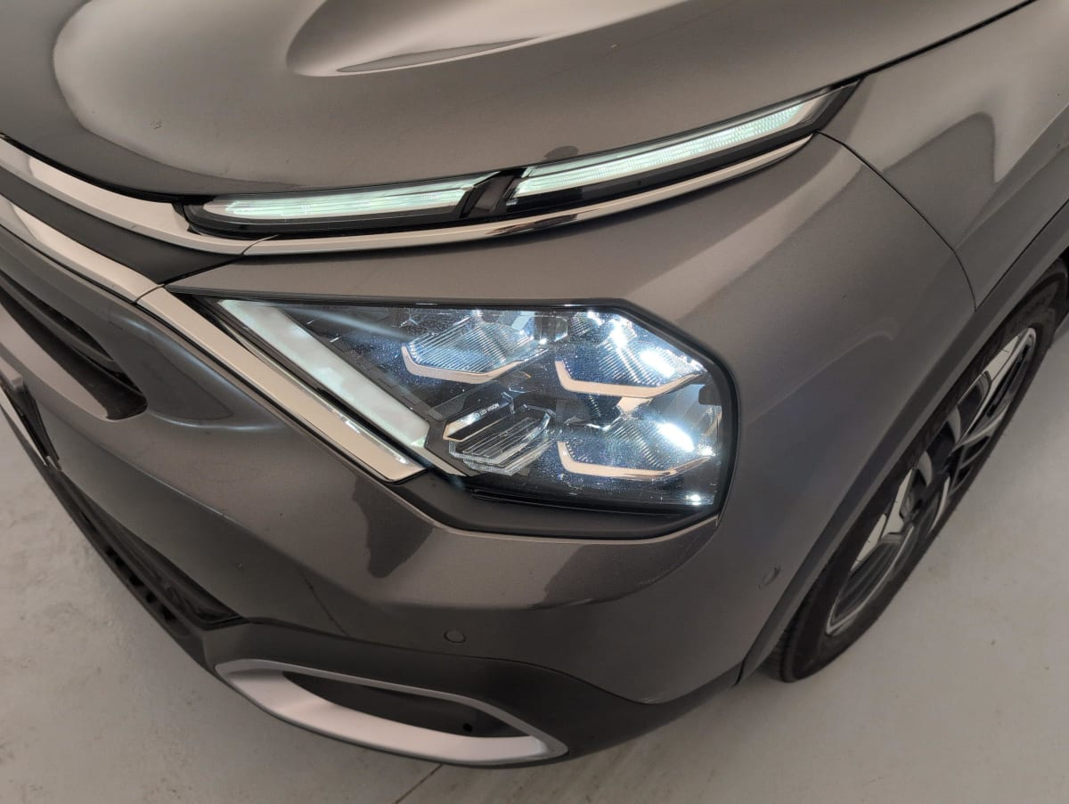 Citroën C4 — photo 22