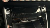 Peugeot 2008 1.2 Hybrid 145ch GT e-DCS6 — photo 30