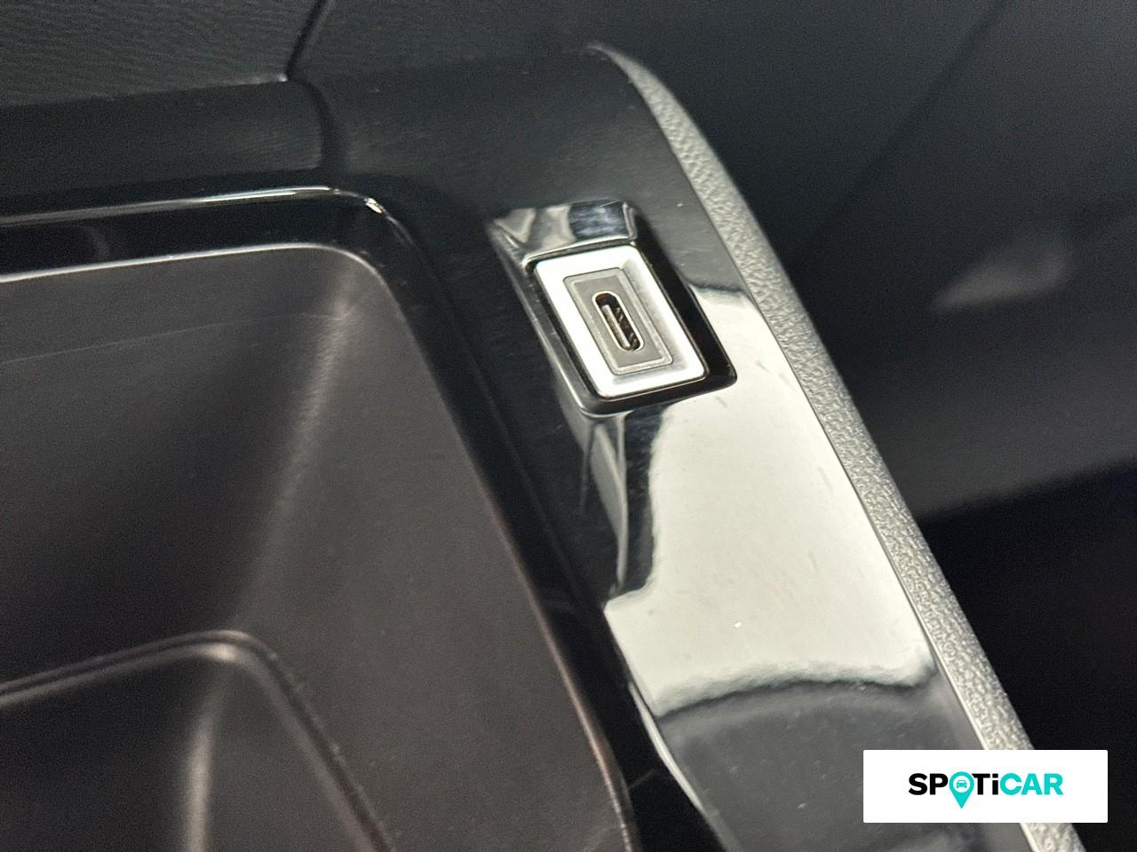 Peugeot 208 1.2 hybrid 110ch style e-dcs6 — photo 19