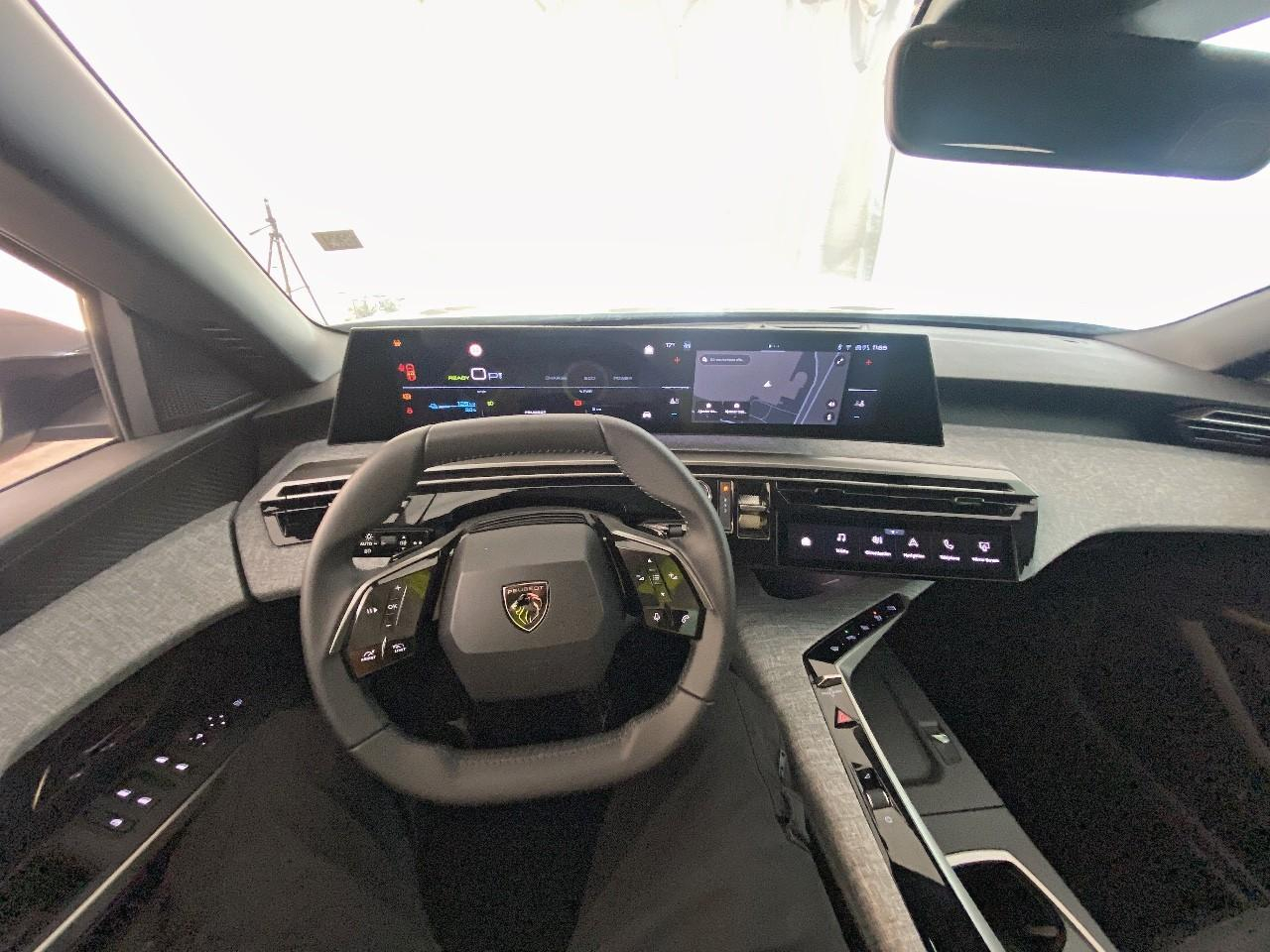 Peugeot 3008 electrique 210 ch 73 kwh allure — photo 12