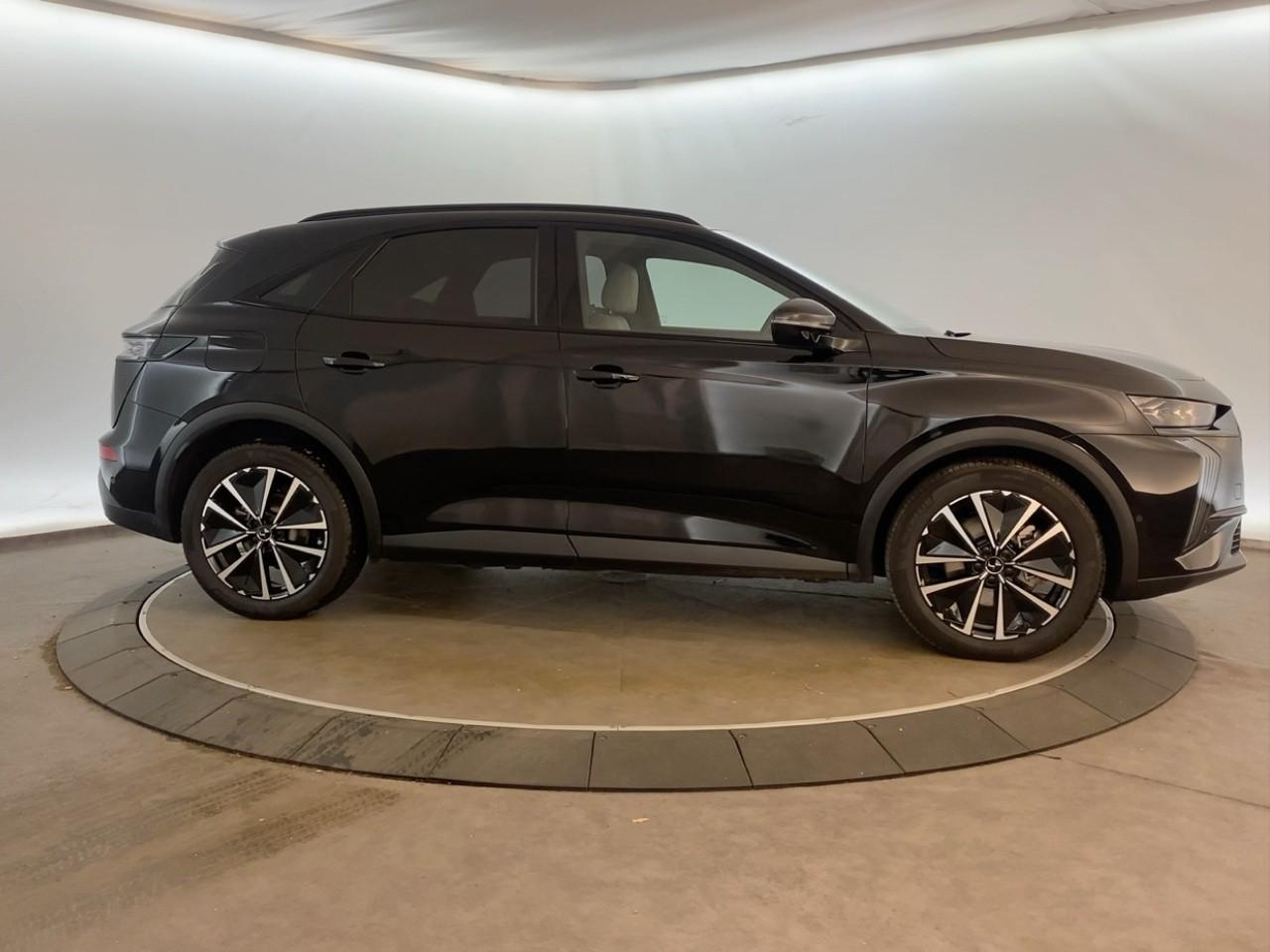 Ds Ds 7 crossback hybride rechargeable e-tense 300 eat8 4x4 etoile — photo 4